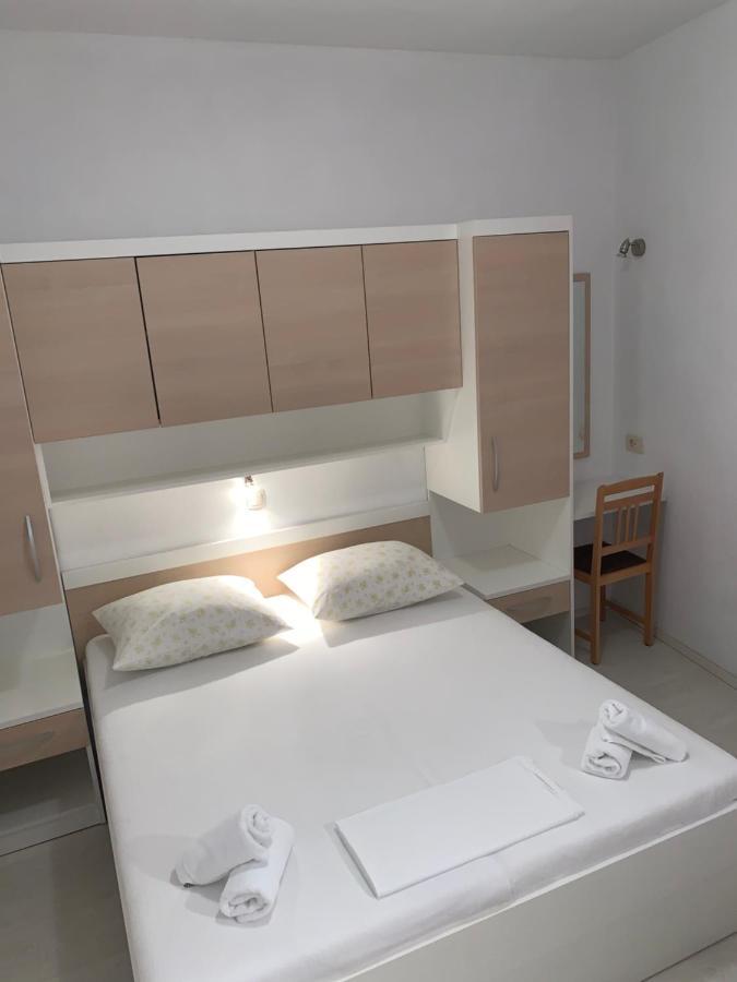 Apartments Center Baska Voda Exterior photo